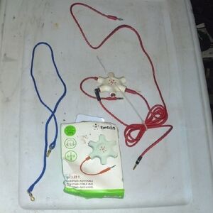 Belkin Audio Splitters(2) with Red Cables